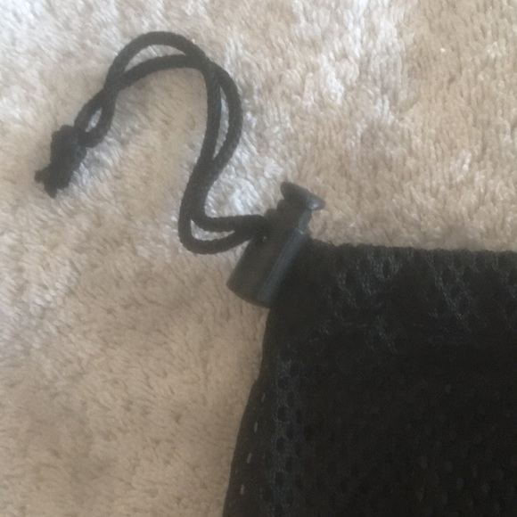 Mesh Drawstring Storage Ditty Bags for Travel & Outdoor Activity 11x9” - Picture 5 of 6